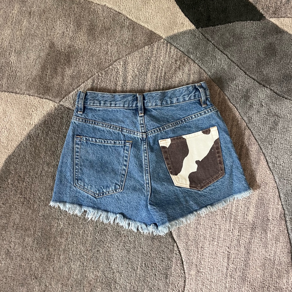 Women’s |  PacSun | Cow Print | Vintage High Rise | Jean Short | Size: 26